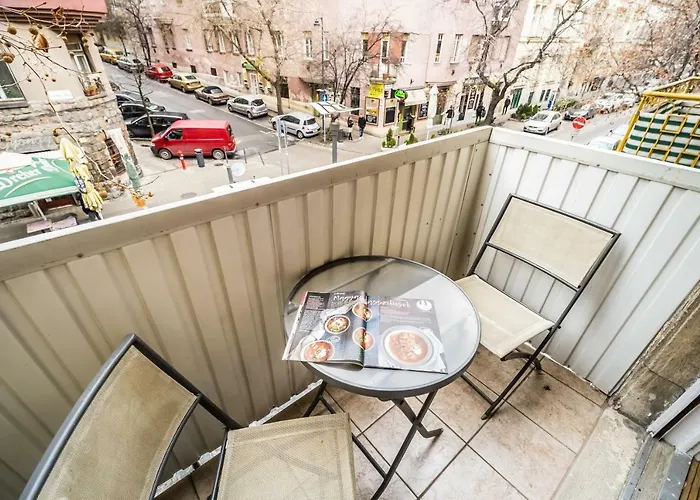 Bpr Orange Dream Apartment